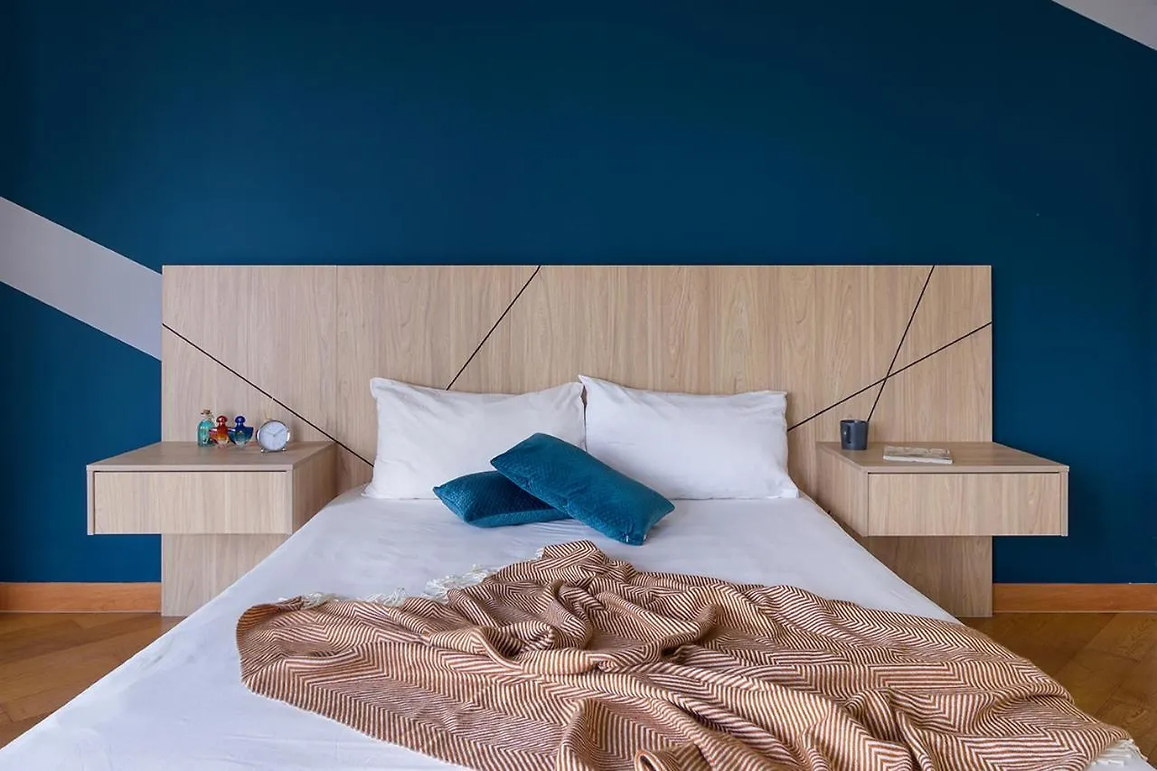 Crest Residence Kuala Lumpur Apartment