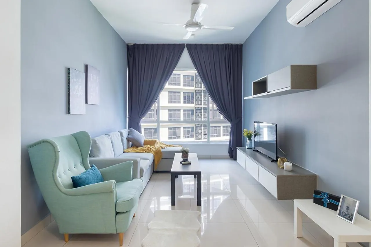 Crest Residence Kuala Lumpur Apartment
